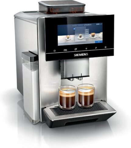 SIEMENS EQ900, vollautomatische Kaffeemaschine mit Mühle, BaristaMode, eGrinder, beanIdent System, 6.8" iSelect Display, Home Connect App, Edelstahl, TQ905R03